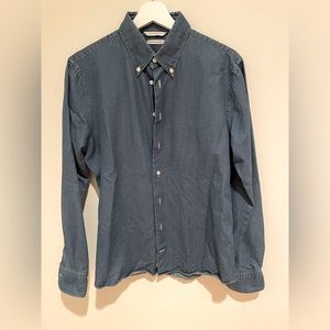 Suitsupply fitted dress shirt denim style size 40 in great condition!